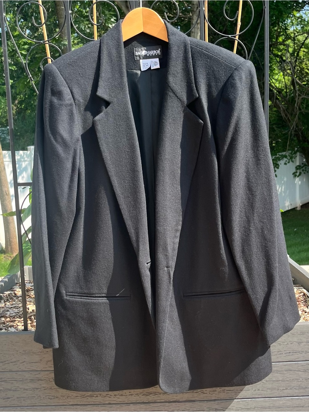 Vtg Sag Harbor Women’s Black 100% Wool Oversized Blazer Size 16W Quiet Luxury